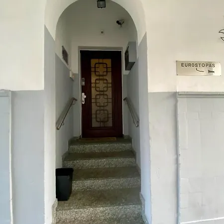 Eurostopas بيت ريفي *